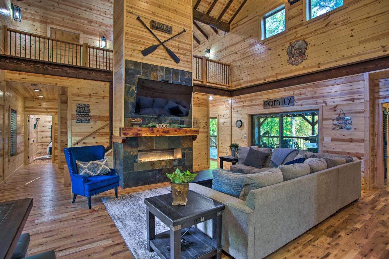Luxe Broken Bow Cabin Game Room, Fire Pit And Deck! Exterior foto
