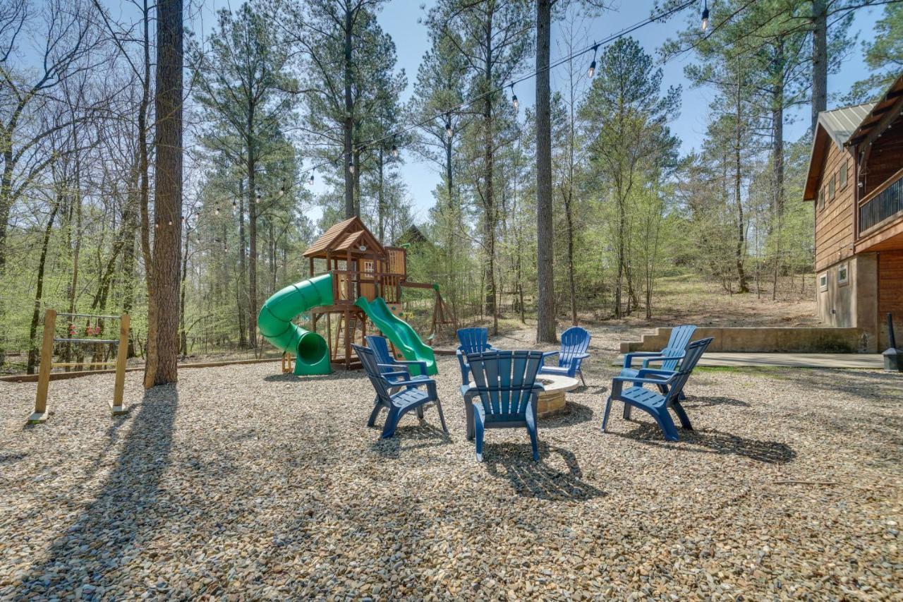Luxe Broken Bow Cabin Game Room, Fire Pit And Deck! Exterior foto